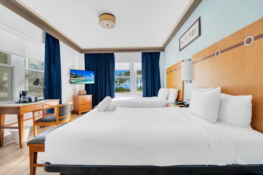 More Photos Of 660 Ocean Dr, Miami Beach Hotel For Sale