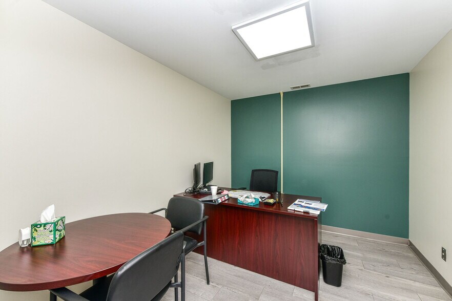 More Photos Of 1640 N Ritter Ave, Indianapolis Medical For Lease