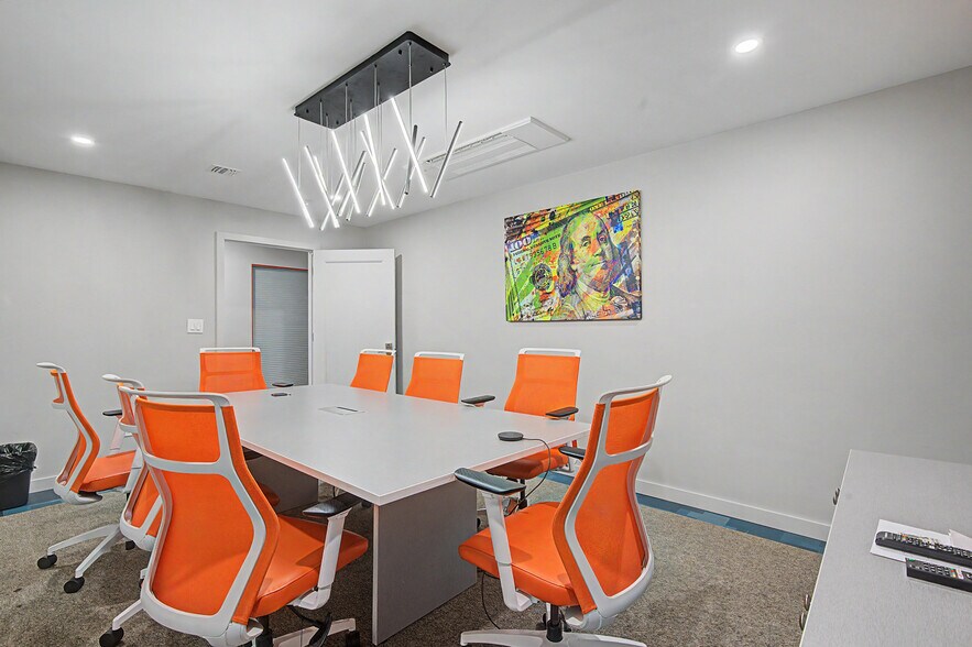 More Photos Of 11 Abrams Rd, Central Valley Office For Lease