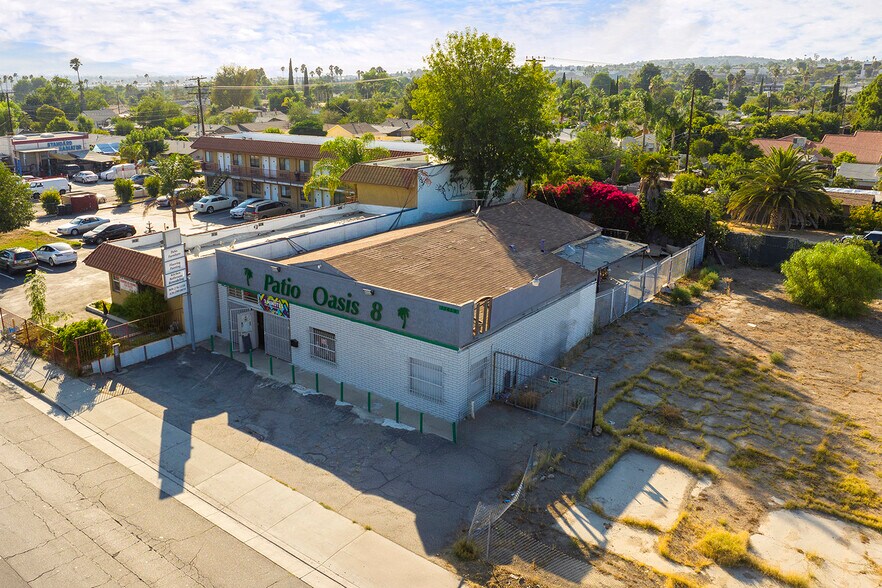More Photos Of 13659 Magnolia Ave, Corona Freestanding For Sale