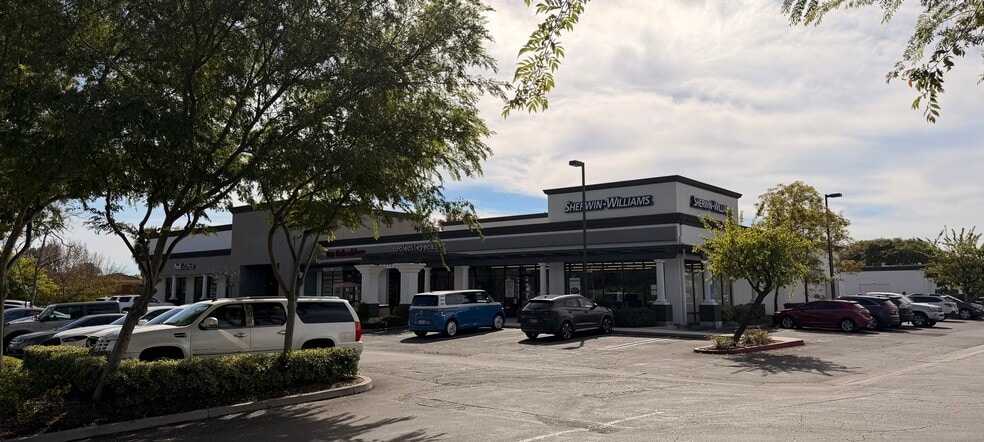 More Photos Of 25800 Jeronimo Rd, Mission Viejo Unknown For Lease