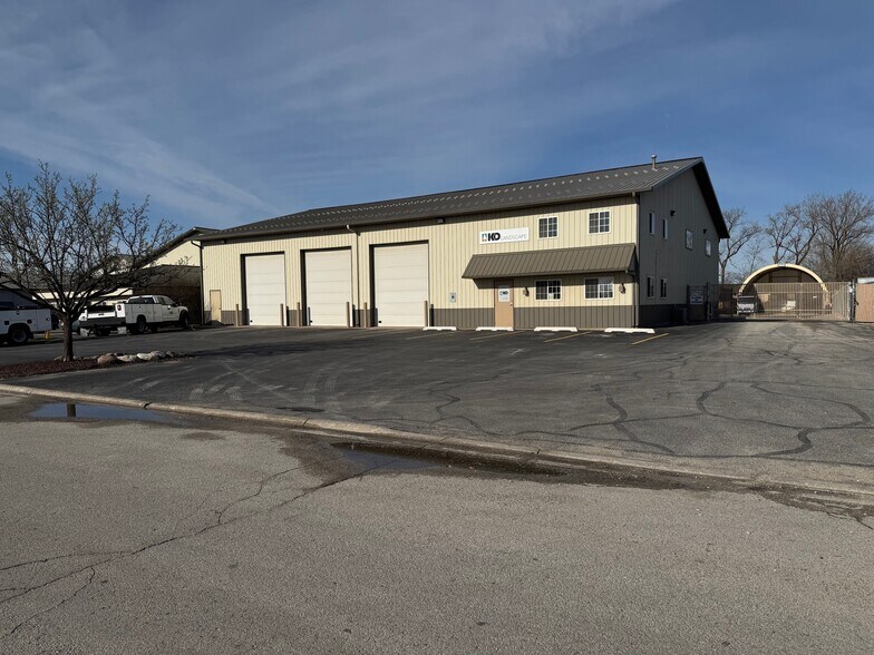 More Photos Of 2128 Gould Ct, Rockdale Warehouse For Sale