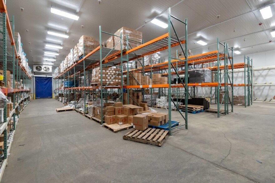 More Photos Of 913-929 Wallace St, Philadelphia Distribution For Lease