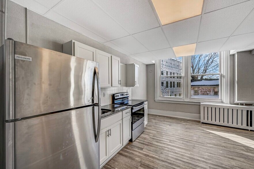 More Photos Of 310-312E Lackawanna Ave, Olyphant Apartments For Sale