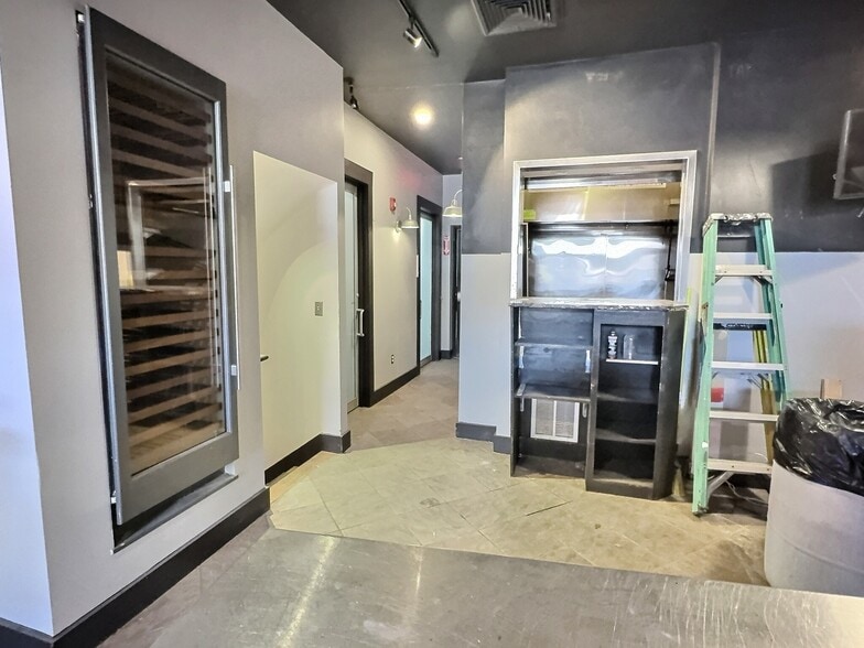 More Photos Of 3698 Washington St, Jamaica Plain Restaurant For Lease