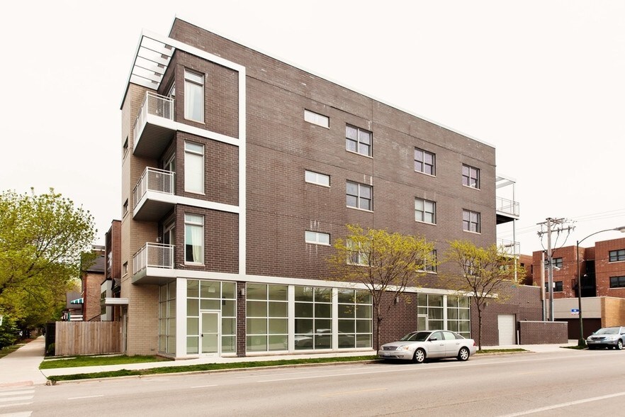 More Photos Of 1959 W Erie St, Chicago Storefront Retail Residential For Lease