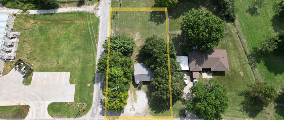 More Photos Of 306 Easton St. St, Allen Office Residential For Sale