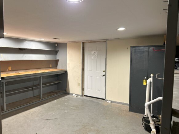 More Photos Of 633 Jones Ave, Lansdale Warehouse For Sale
