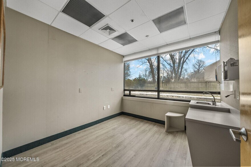 More Photos Of 3270 State Route 27, Kendall Park Office For Sale