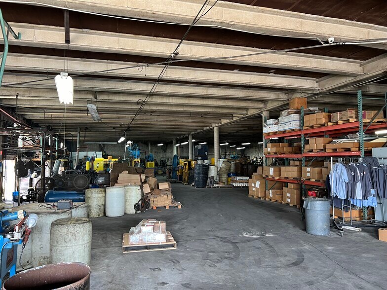 More Photos Of 7545 NW 26th Ave, Miami Warehouse For Sale