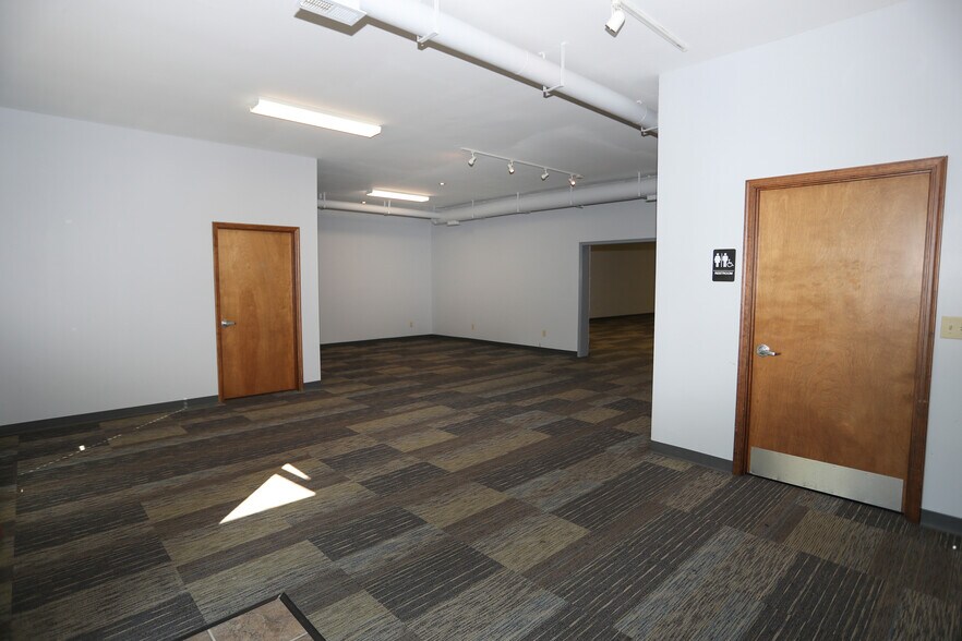 More Photos Of 2902 Foltz Dr, Edgewood Medical For Sale