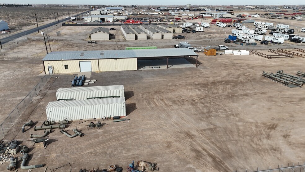 More Photos Of 32 County Road 201, Pecos Industrial For Lease