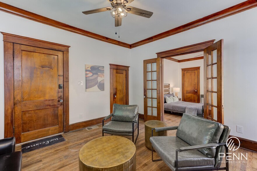 More Photos Of 2033 Young Ave, Memphis Multifamily For Sale