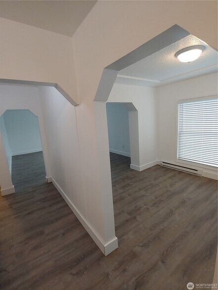 More Photos Of 1700 California Ave S, Long Beach Apartments For Sale