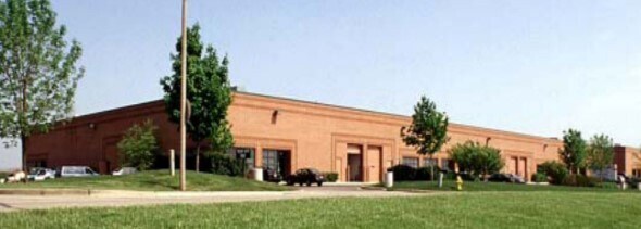 Primary Photo Of 733-747 Kimberly Dr, Carol Stream Warehouse For Lease
