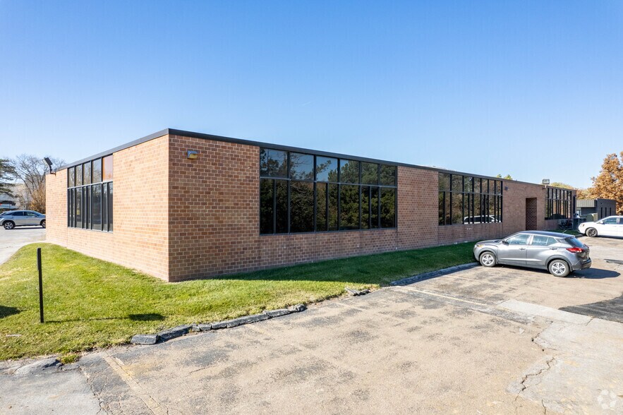 More Photos Of 2435 S 130th Cir, Omaha Office For Lease