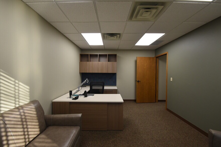More Photos Of 1220 Main Ave, Fargo Medical For Sale