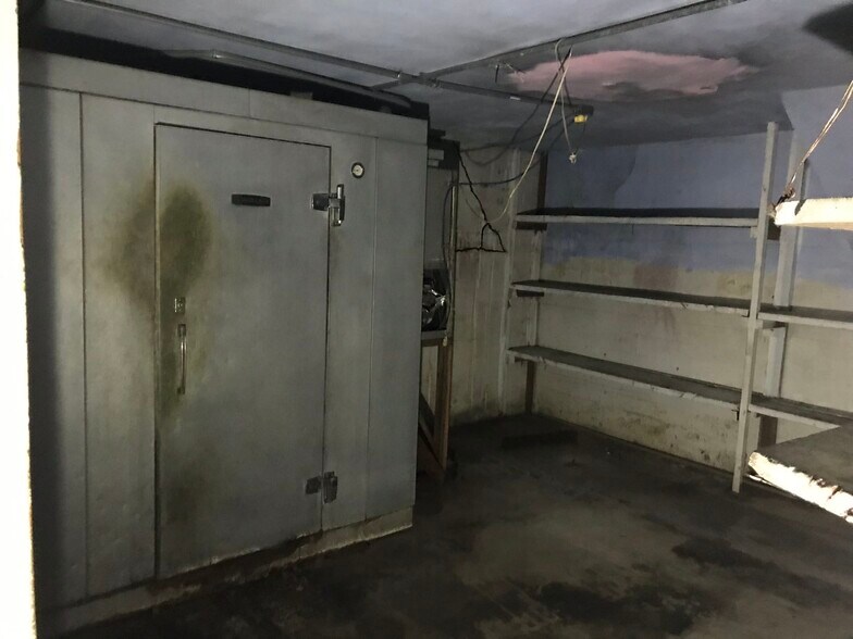 More Photos Of 744 El Camino Real, South San Francisco Restaurant For Lease