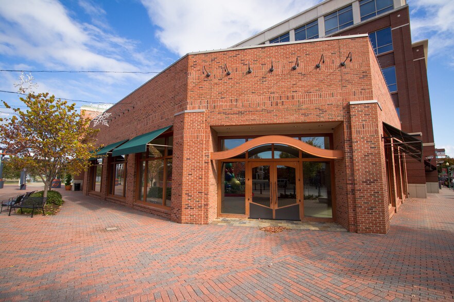 Primary Photo Of 705 Mariners Row, Newport News Freestanding For Lease