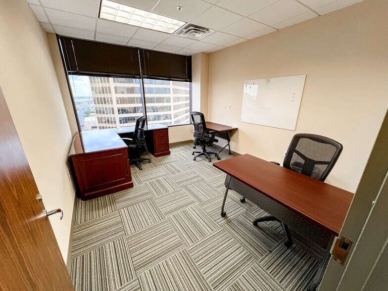 More Photos Of 500 W Illinois Ave, Midland Office For Lease
