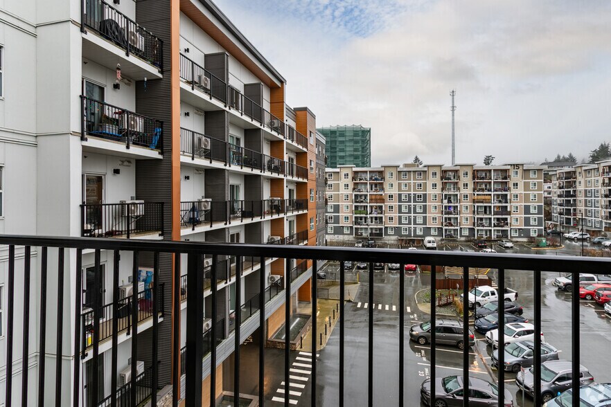 More Photos Of 711 Treanor Av, Langford Apartments For Sale