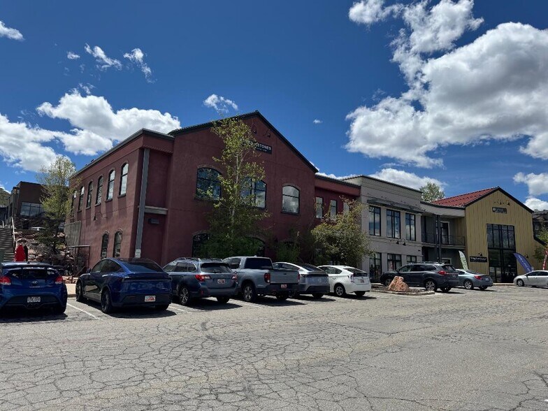 More Photos Of 3126 Quarry Rd, Park City Unknown For Lease