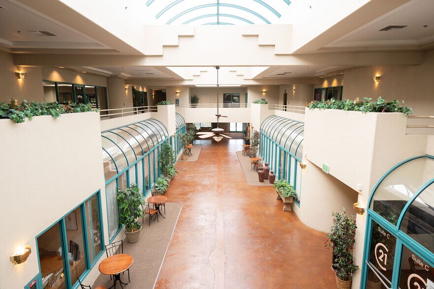 More Photos Of 605 Standiford Ave, Modesto Office For Lease