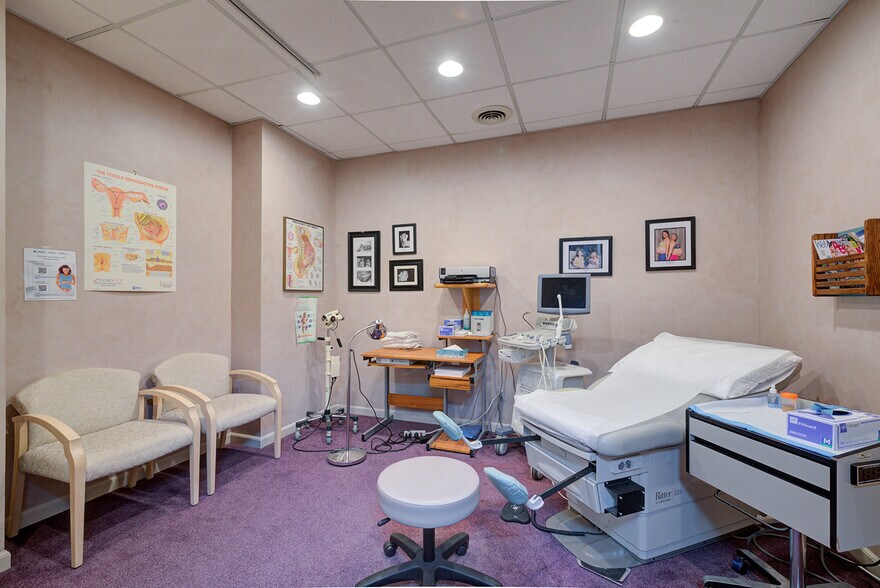 More Photos Of 1181 N Milford Rd, Milford Medical For Lease