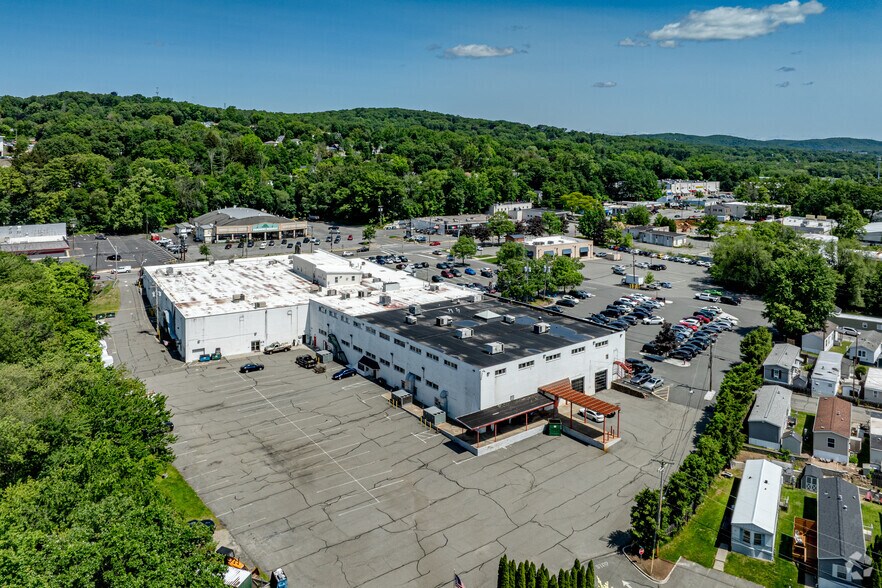 More Photos Of 350 Route 46, Rockaway Storefront For Lease