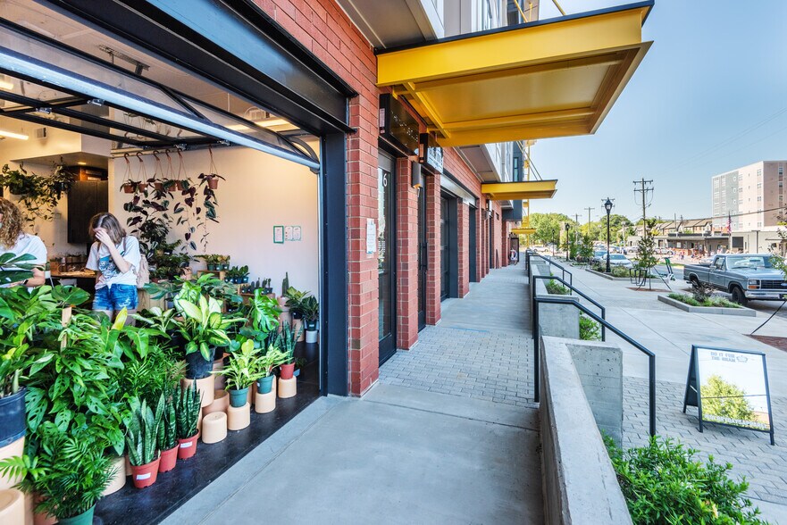 More Photos Of 1425 Winnifred St, Charlotte Apartments For Lease