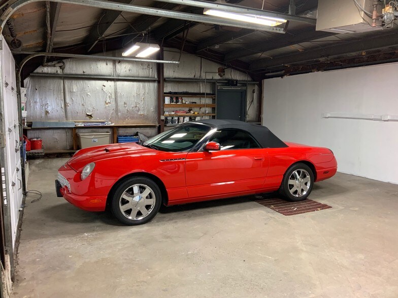 More Photos Of 317 Harrison Ave, Endicott Freestanding For Lease