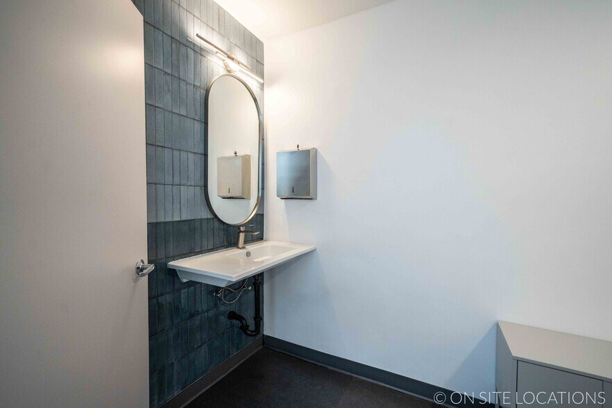 More Photos Of 9520 W Jefferson Blvd, Culver City Loft Creative Space For Lease