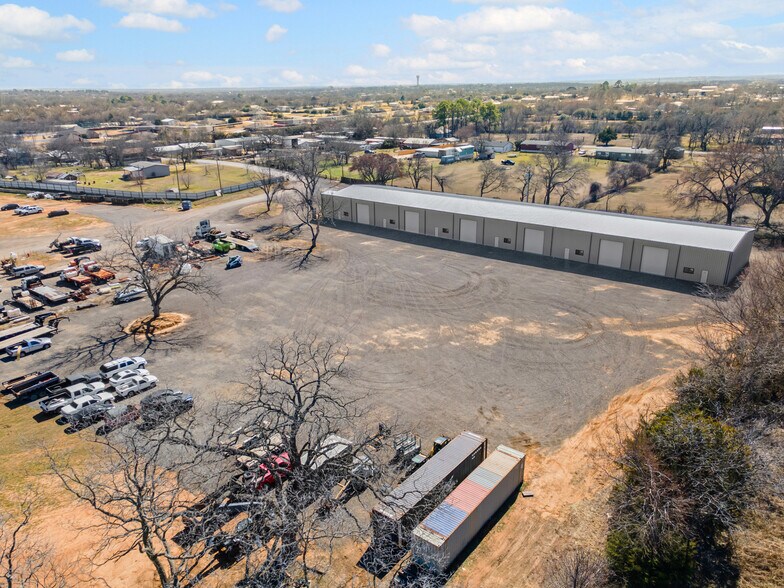 More Photos Of 12308 Rendon Rd, Burleson Warehouse For Lease