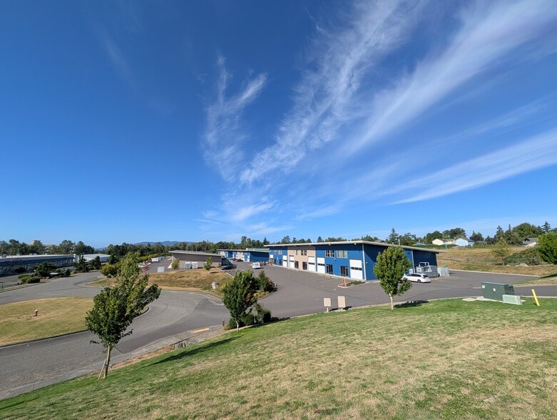 More Photos Of 3161-3167 Mercer Ave, Bellingham Unknown For Lease