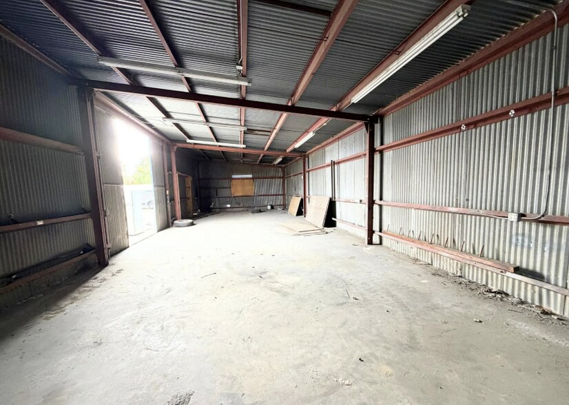 More Photos Of 26007-26011 Bouquet Canyon Rd, Santa Clarita Auto Dealership For Lease