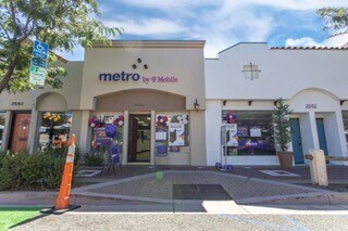 More Photos Of 24263 Main St, Newhall Storefront For Sale