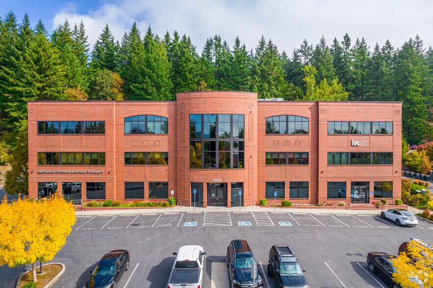 More Photos Of 25030 SW Parkway Ave, Wilsonville Office For Sale