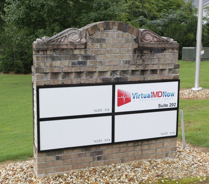More Photos Of 3901 Mary Eliza Trce NW, Marietta Medical For Lease