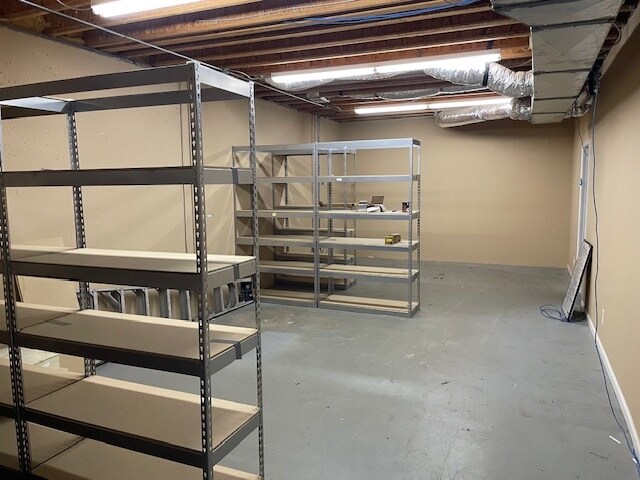 More Photos Of 2503 Wilma Rudolph Blvd, Clarksville Office For Lease
