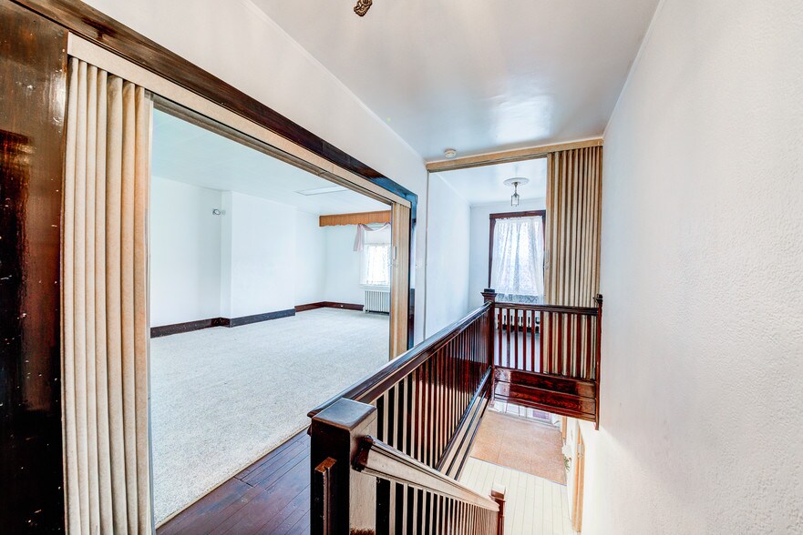 More Photos Of 608 E Warrington Ave, Pittsburgh Storefront Retail Office For Lease