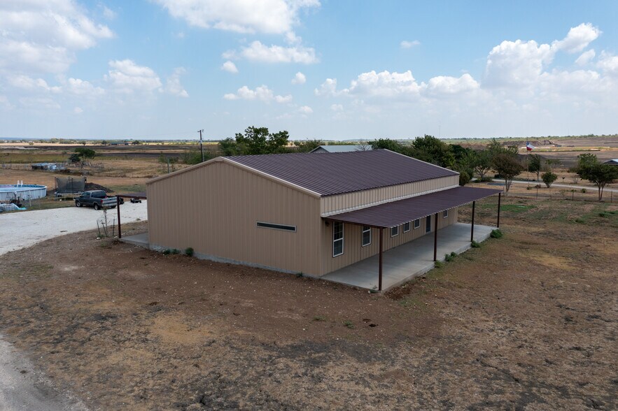 More Photos Of 1316 County Road 305, Jarrell Land For Lease