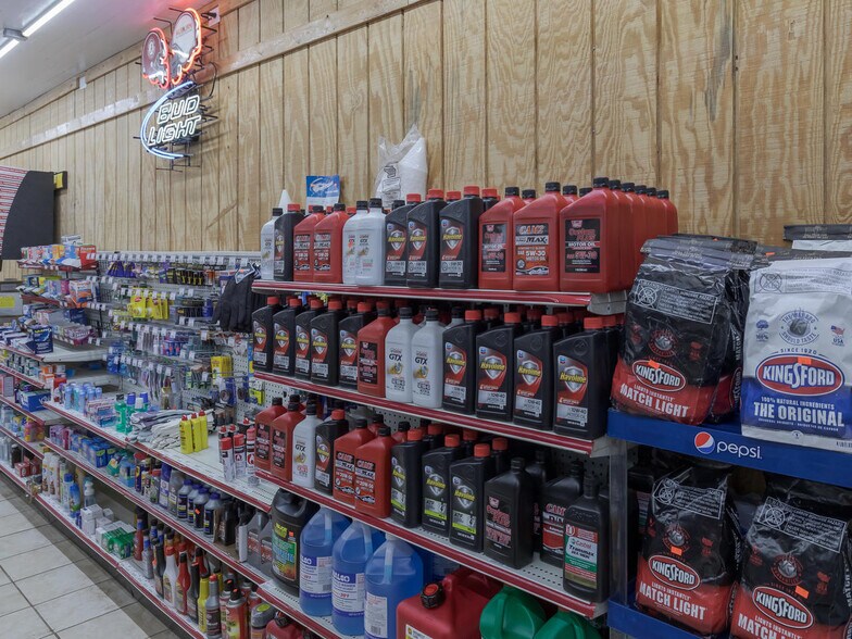 More Photos Of 3346 Us Highway 29, Valley Service Station For Sale