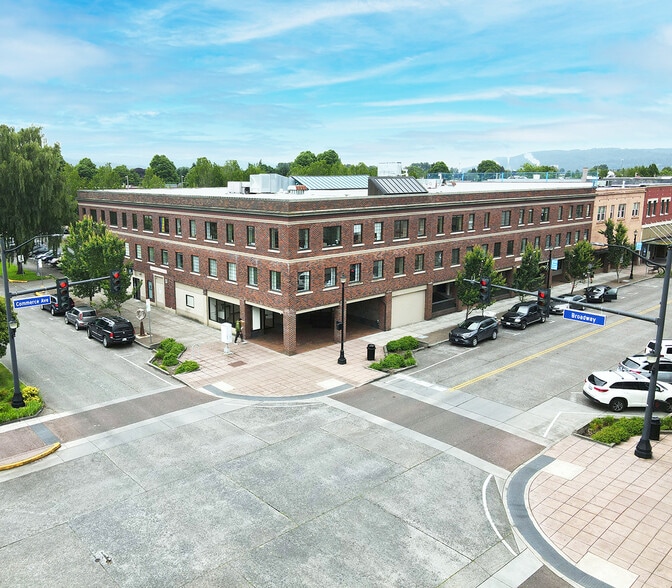 More Photos Of 1338 Commerce Ave, Longview Office For Lease