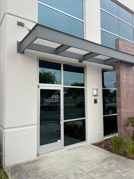 More Photos Of 47635 Lakeview Blvd, Fremont Warehouse For Lease