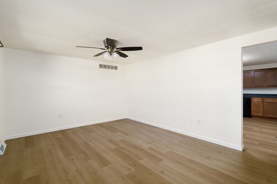 More Photos Of 210 Anderson Ln, Belleville Multifamily For Sale