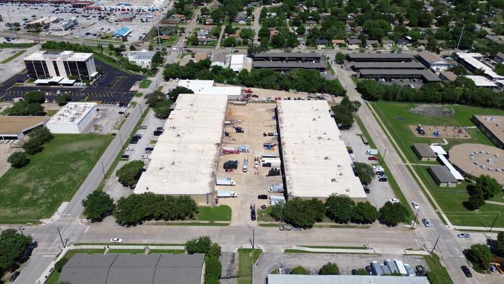 More Photos Of 103-211 N Kirby St, Garland Unknown For Lease