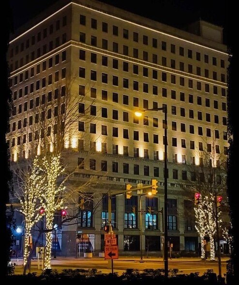 More Photos Of 6 W Federal St, Youngstown Office For Lease
