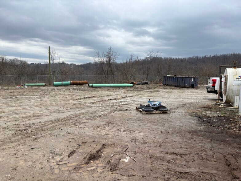 More Photos Of 24 Varner Dr, Claysville Warehouse For Sale