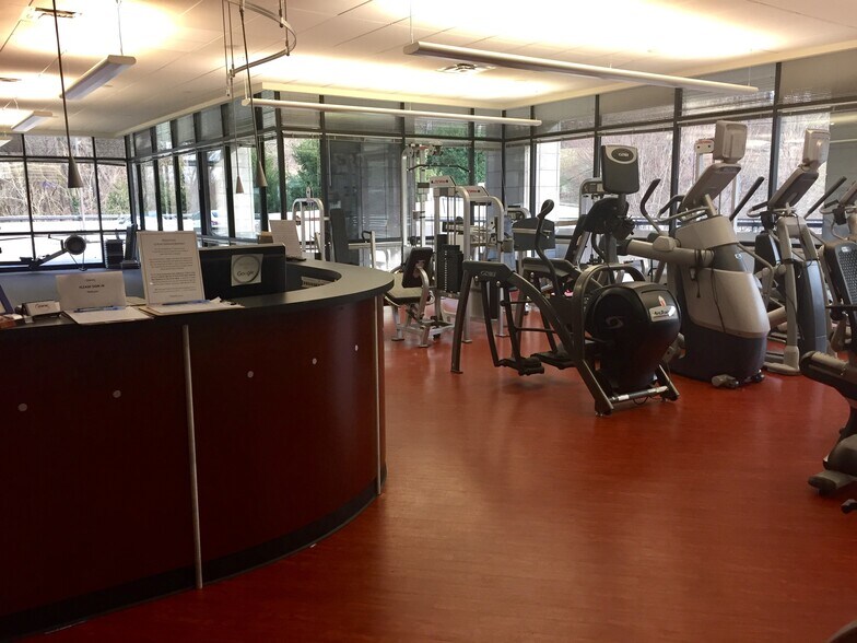 More Photos Of 300 Conshohocken State Rd, Conshohocken Office For Lease