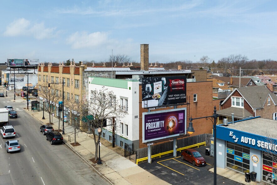 More Photos Of 5744 W Irving Park Rd, Chicago Office Residential For Lease